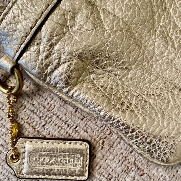 Coach Shimmery Gold Metallic Wristlet - EUC, Perfect for the holidays! - Picture 4 of 7